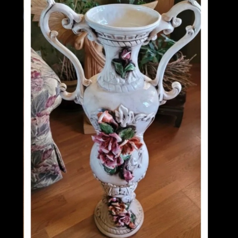 Vintage 35”Tall XL Pedestal Capodimonte Double Handle Rose Vase W/Stand Set of 2